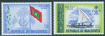 马尔代夫  国旗 国徽 地图.jpg